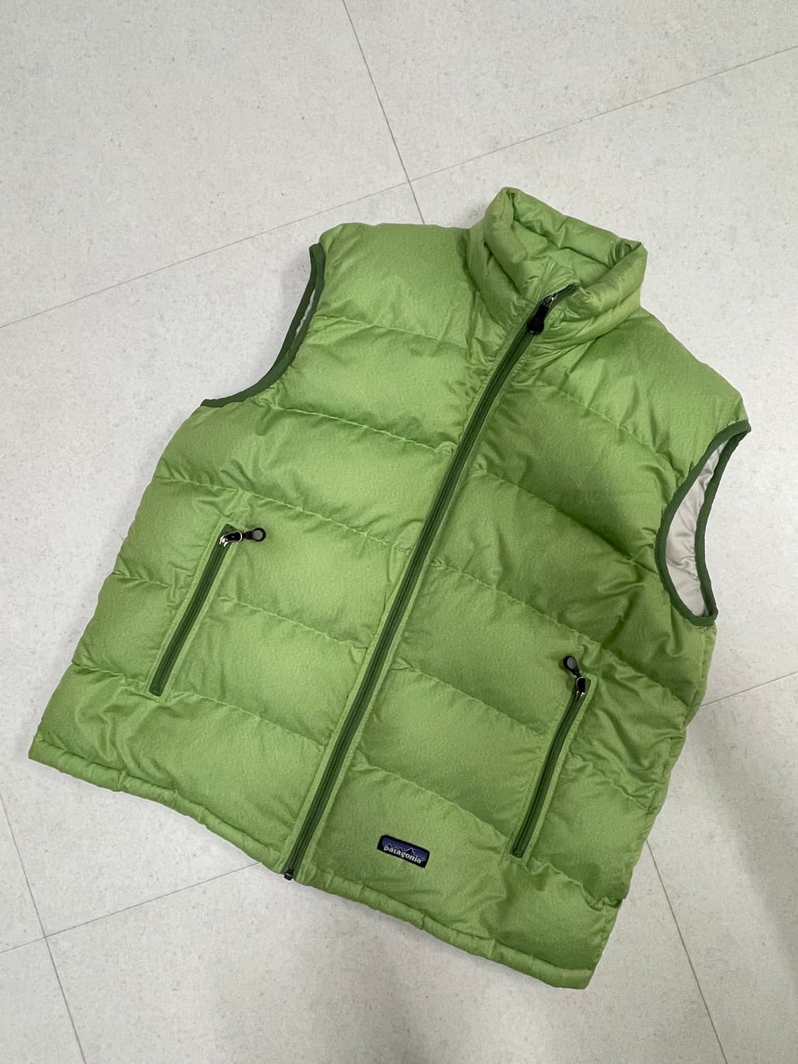 [L] 파타고니아 빈티지 패커블 다운 라이트그린 상품이미지1