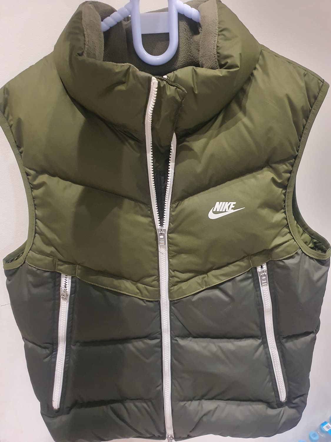 나이키 윈드러너 패딩베스트 상품이미지2