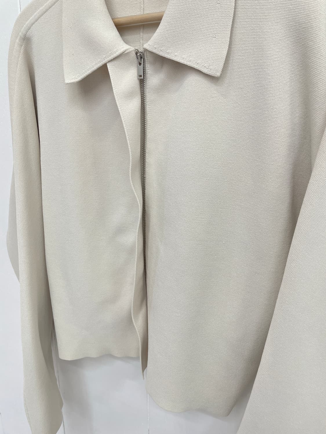 코스(COS) 카라 히든 지퍼 니트 가디건 자켓 상품이미지4