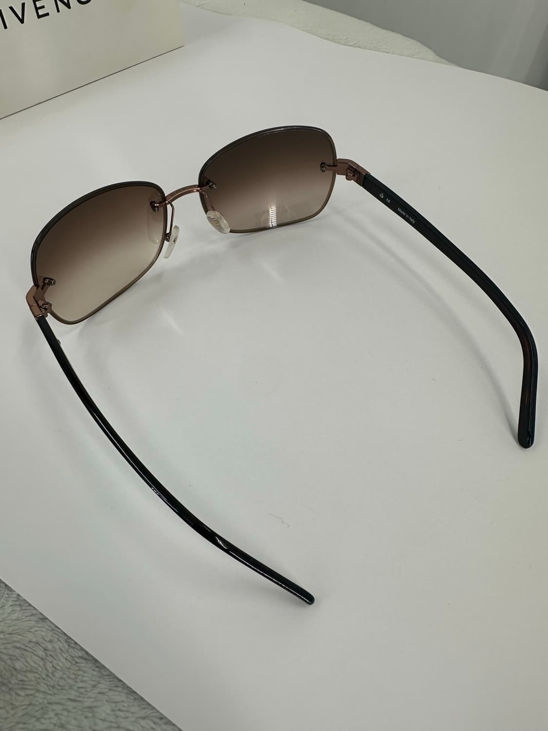 [새상품 무료배송] 정품 지방시 Made in Italy 선글라스 상품이미지8