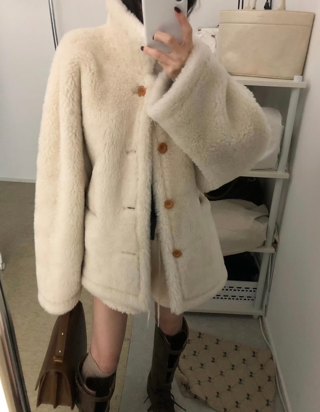 (새상품)유인어스 퓨로 리버시블 무스탕 상품이미지9