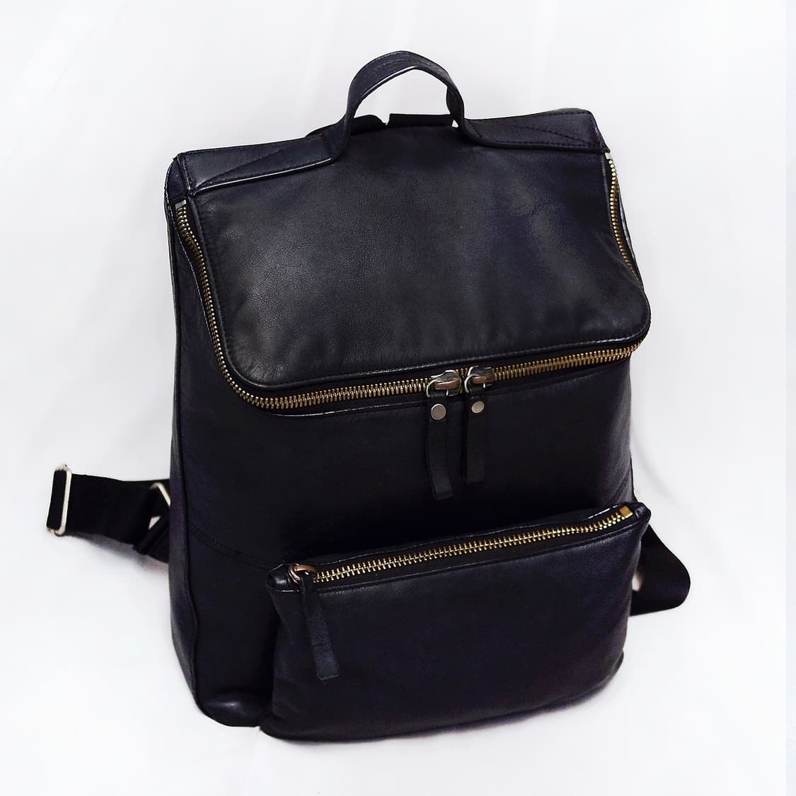 만다리나덕 MD 클래스 이태리 가죽 백팩 (최지우 가방) 상품이미지1