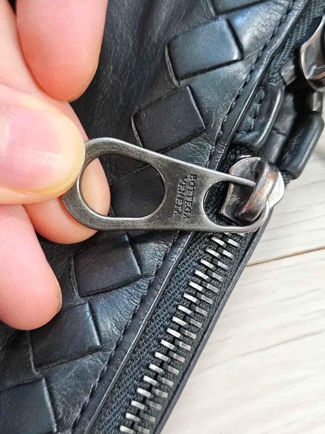 보테가베네타 양가죽 인트레치아토 버클 토트백 상품이미지7