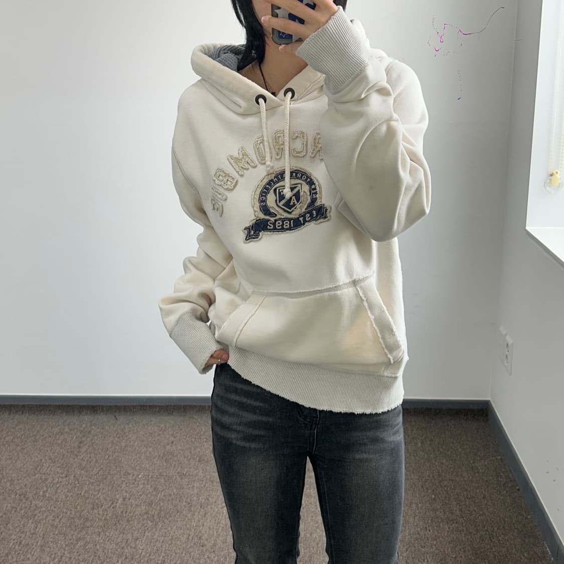 Abercrombie 스펠아웃로고 아이보리 후드티 상품이미지1