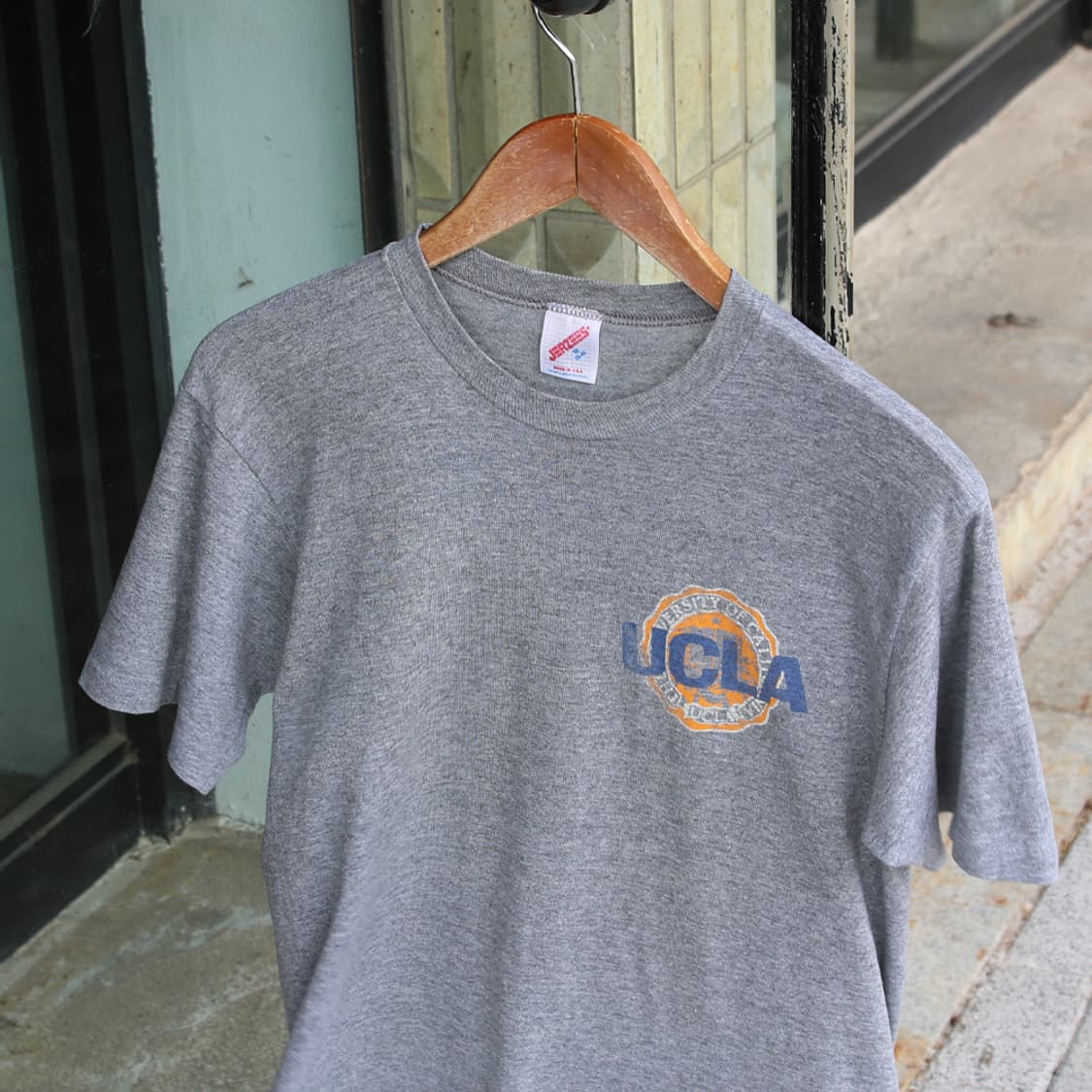 (착용컷) 80~90's JERZEES UCLA 반팔 티셔츠 95-98 상품이미지1