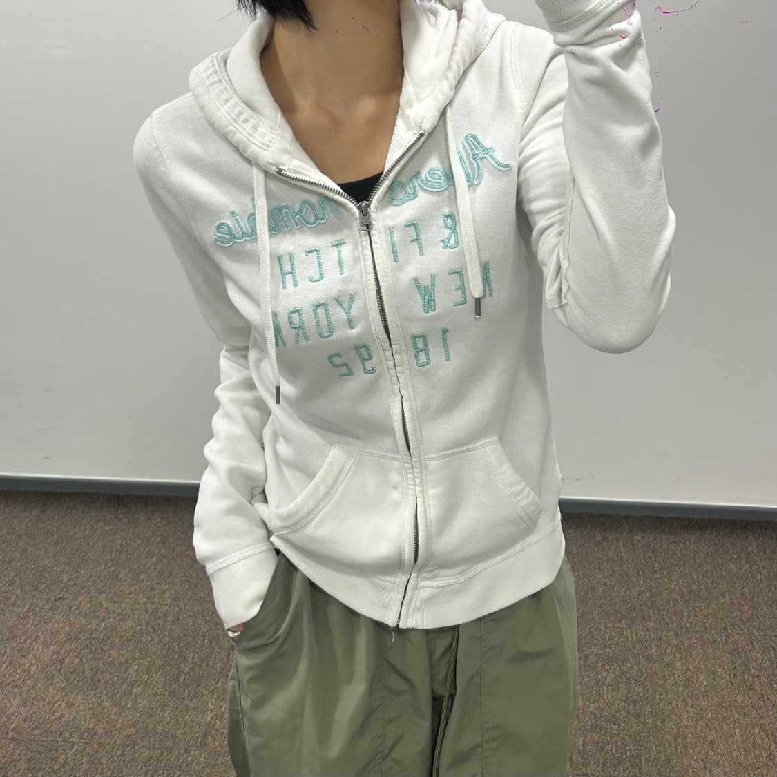 Abercrombie 아베크롬비 민트 글리터 로고 화이트 후드집업 상품이미지2