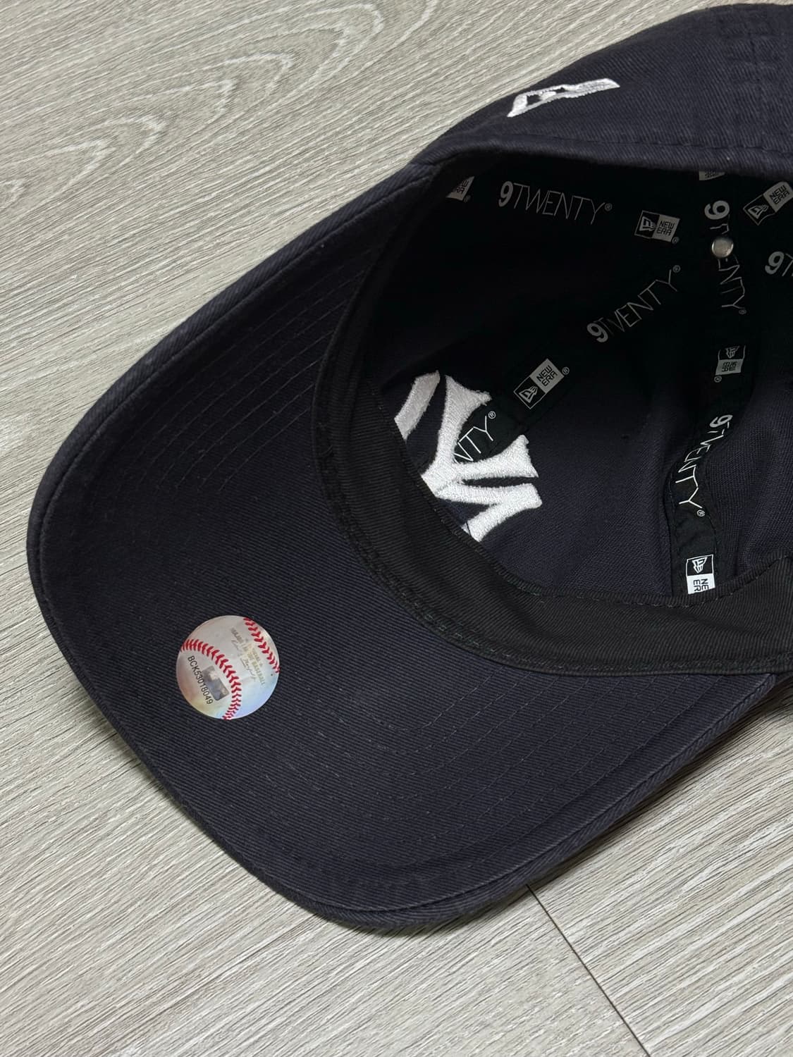 뉴에라 x 디스이즈네버댓 볼캡 네이비 상품이미지4