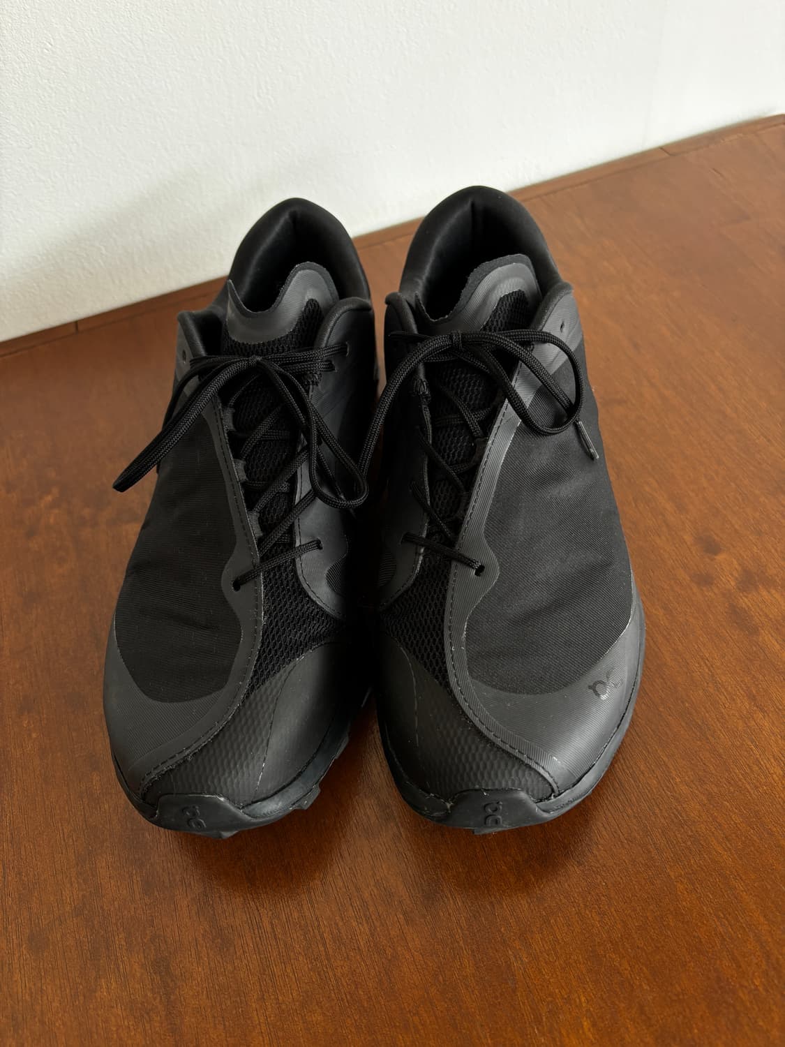 온러닝 파프 클라우드 벤처 올블랙 상품이미지2