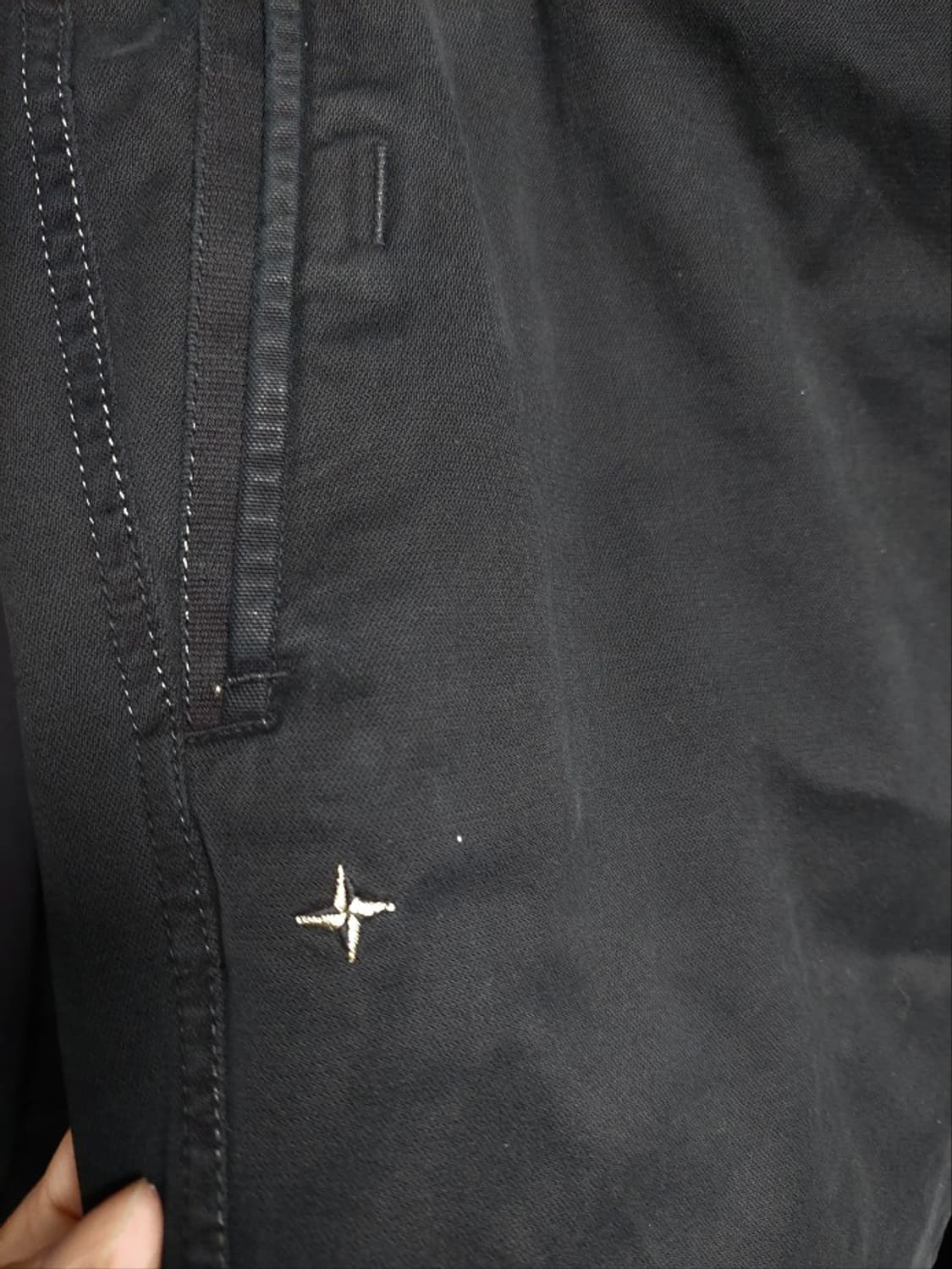 스톤아일랜드 블랙 남성 면바지 w32 백화점판 상품이미지3