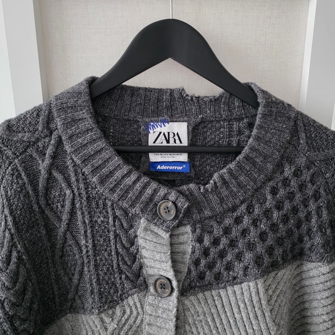 아더에러 자라 디스트로이드 크롭 가디건 상품이미지3