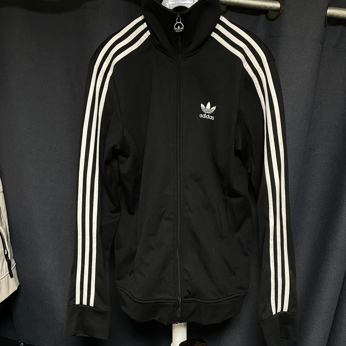 아디다스 유로파 트랙탑 져지 블랙 100 상품이미지1