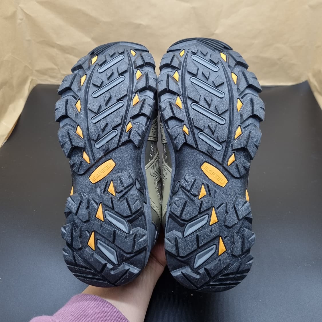 새상품 SAFE 2U 여성트레킹화235 상품이미지3