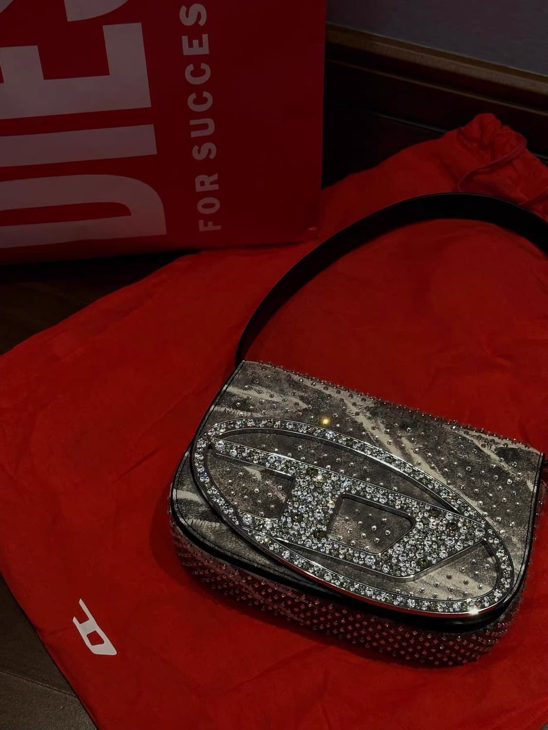 디젤 1DR Crystal-Embellished Shoulder Bag  상품이미지1