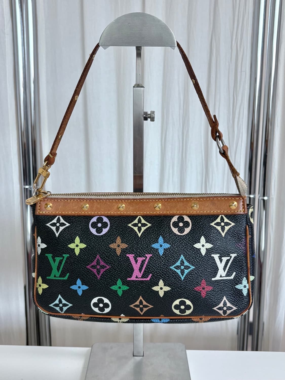 루이비통 멀티컬러 포쉐트백 상품이미지9