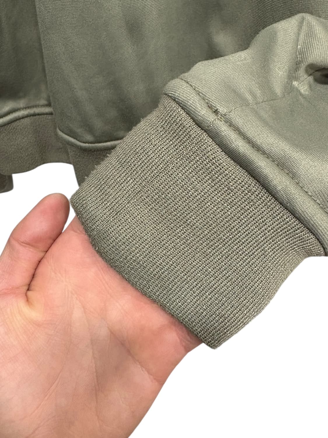 스투시 어쎈틱 기어 집업 상품이미지4