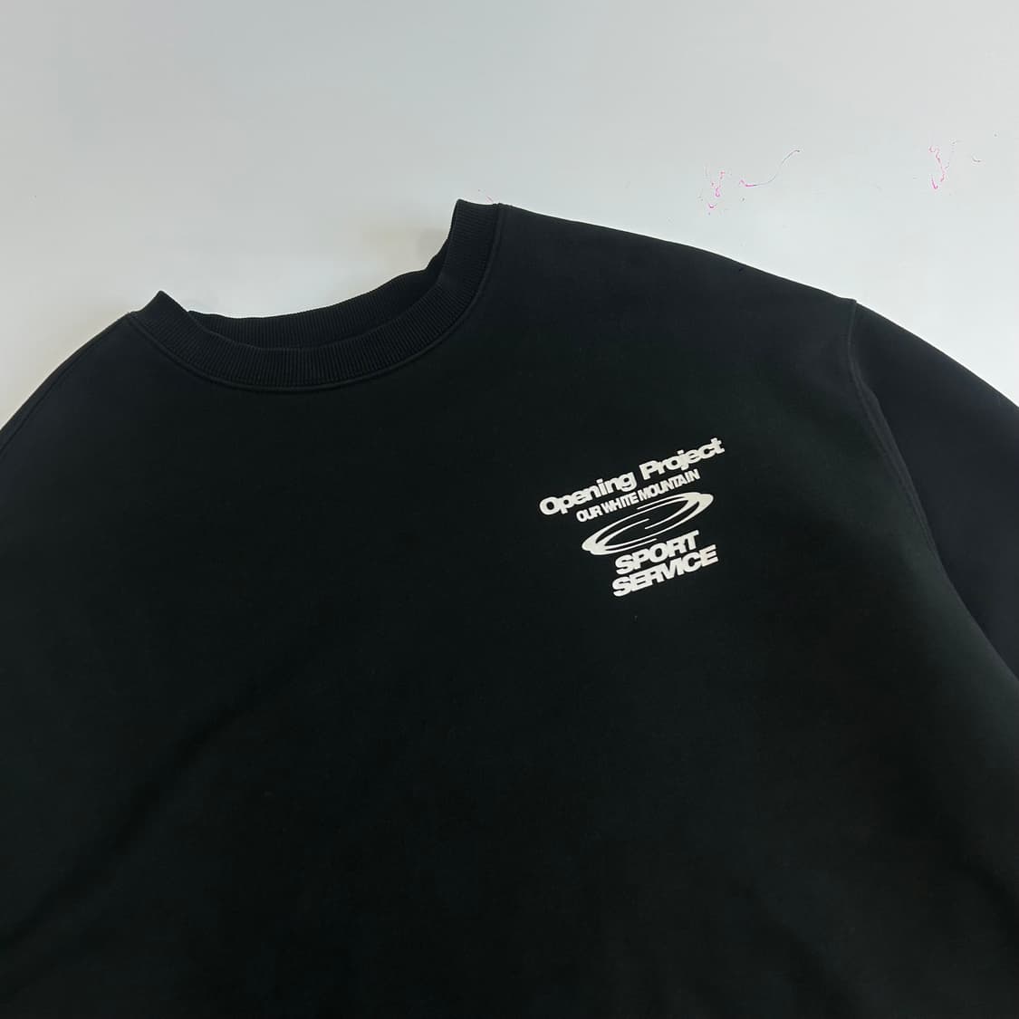 Opening project 오프닝 프로젝트 백 포인트 블랙 맨투맨   상품이미지4