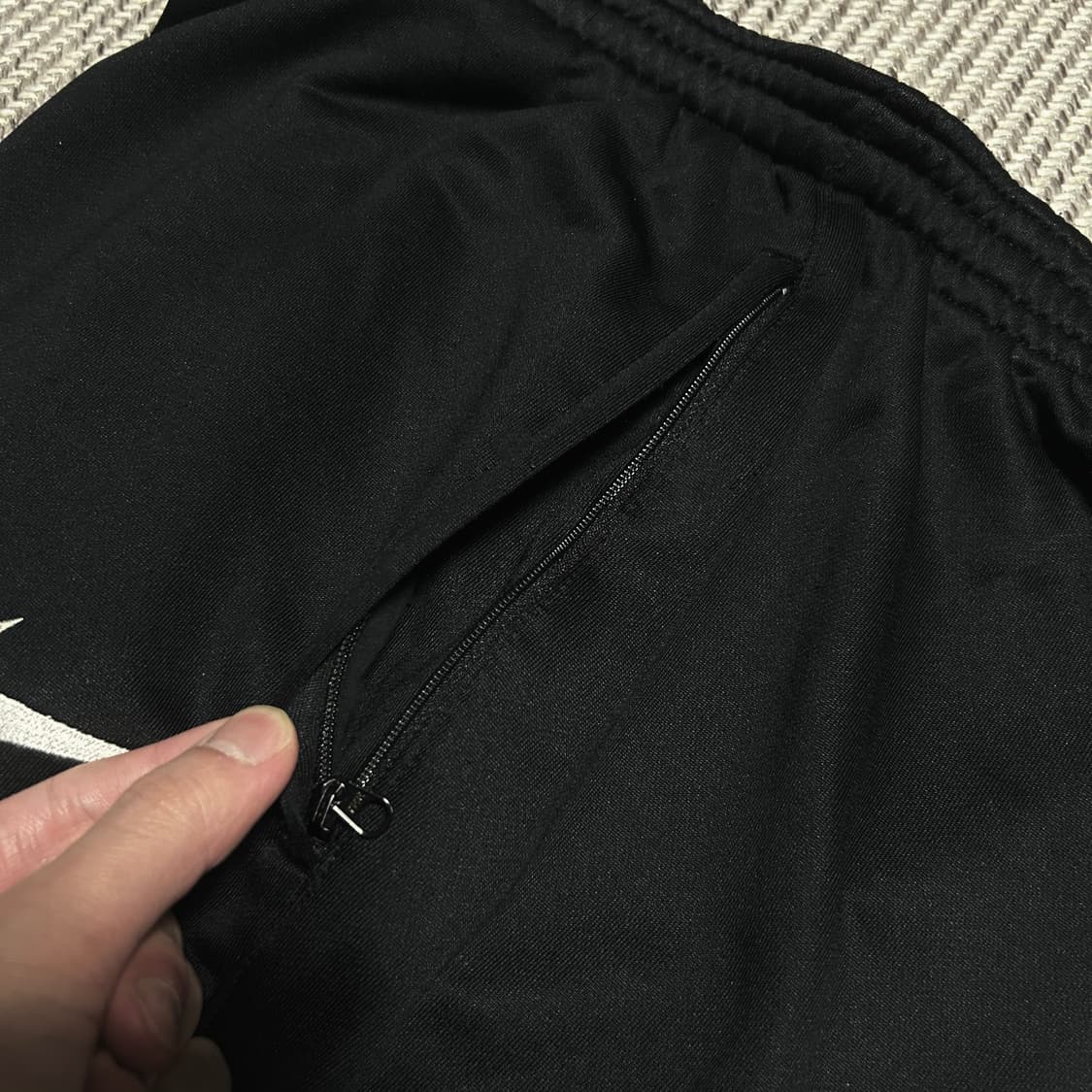 [XL] Nike 나이키 스우시 트레이닝 팬츠 상품이미지3