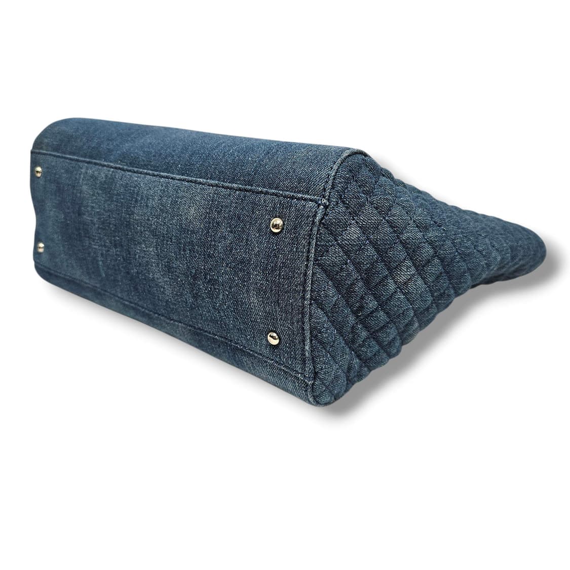 GUESS 게스 니키 체인 데님 토트백 상품이미지6