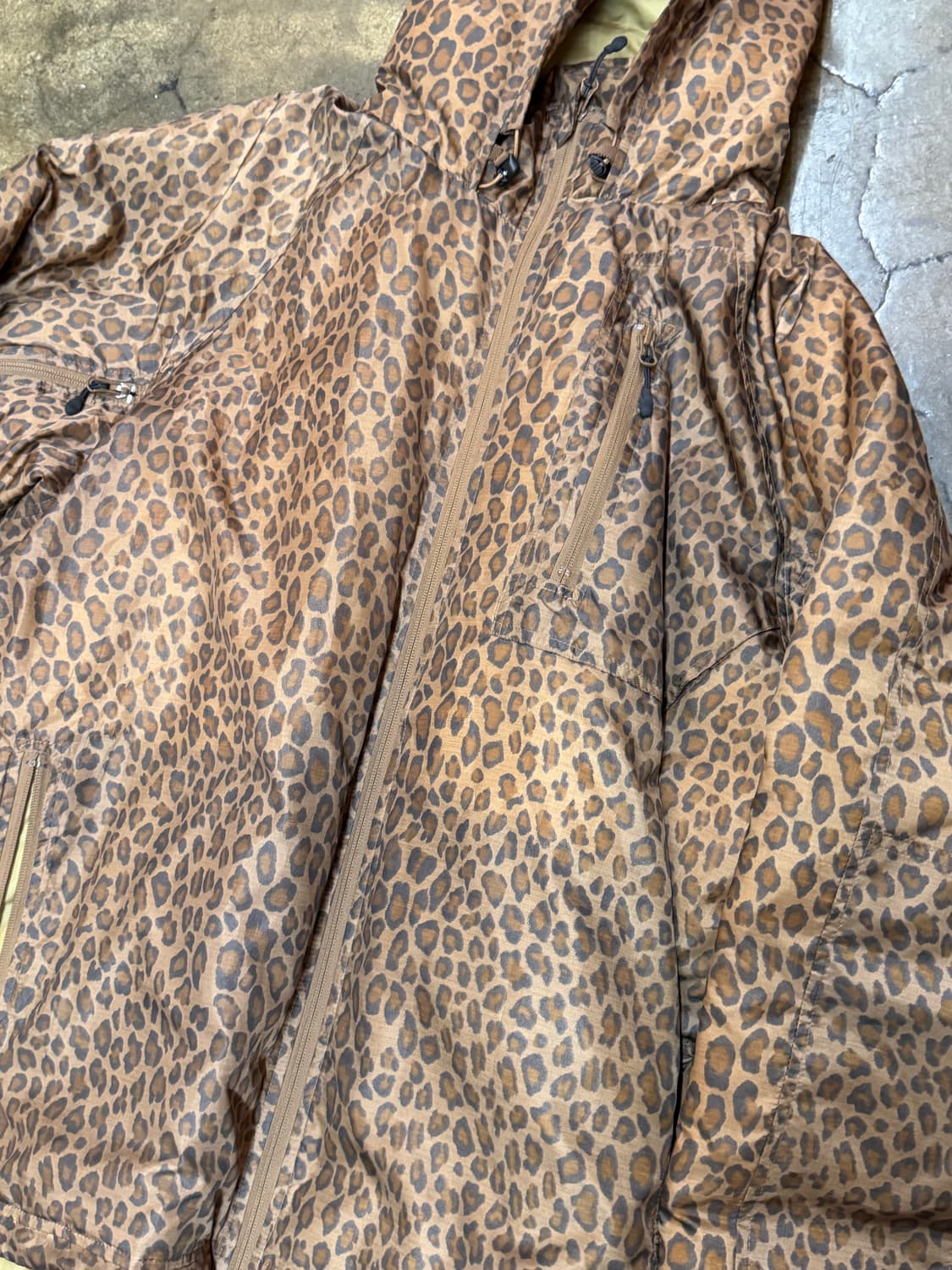 니들스 다운  상품이미지2