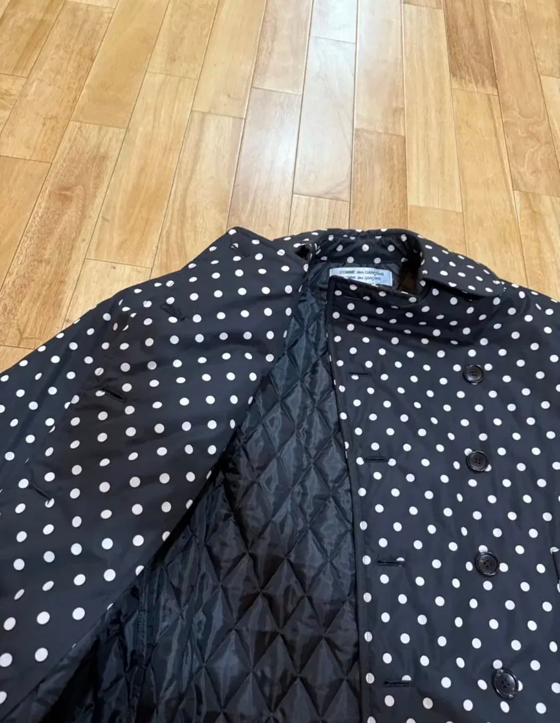 꼼데가르송 도트 패디드 코트 패딩 상품이미지3