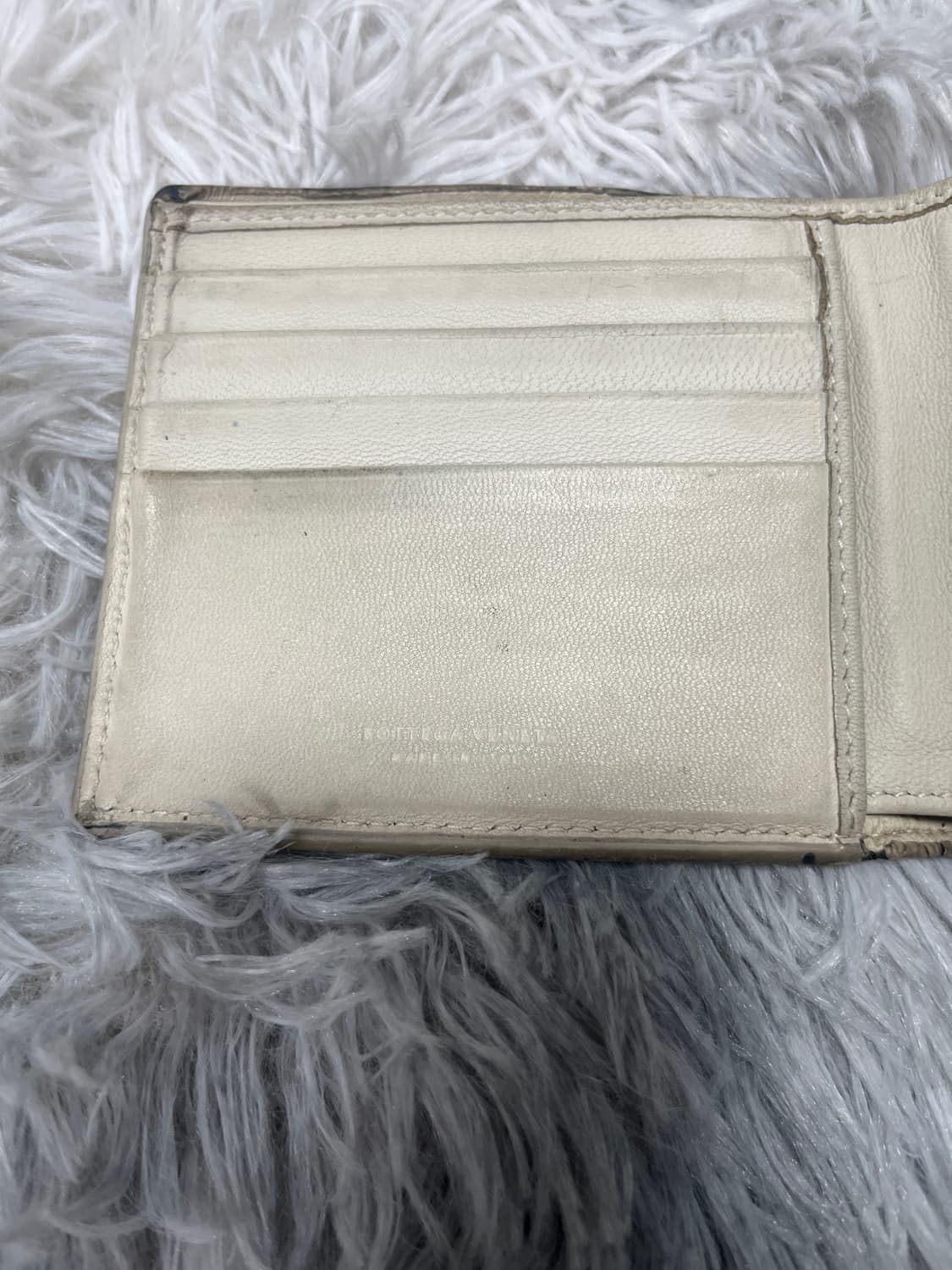 정품 보테가베네타 인트레치아토 카드지갑 상품이미지5