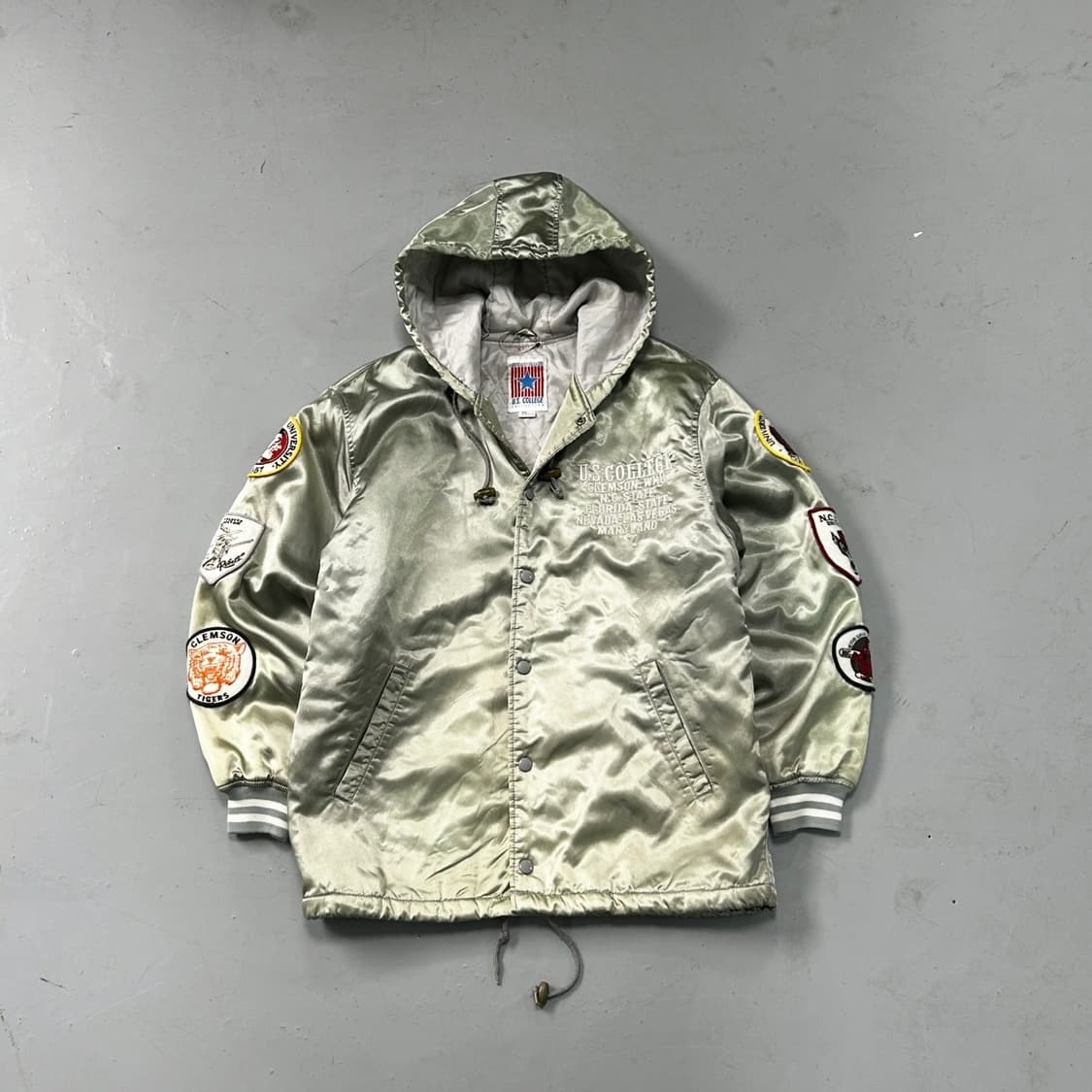 U.S. COLLEGE 와펜패치 후드 점퍼  상품이미지1