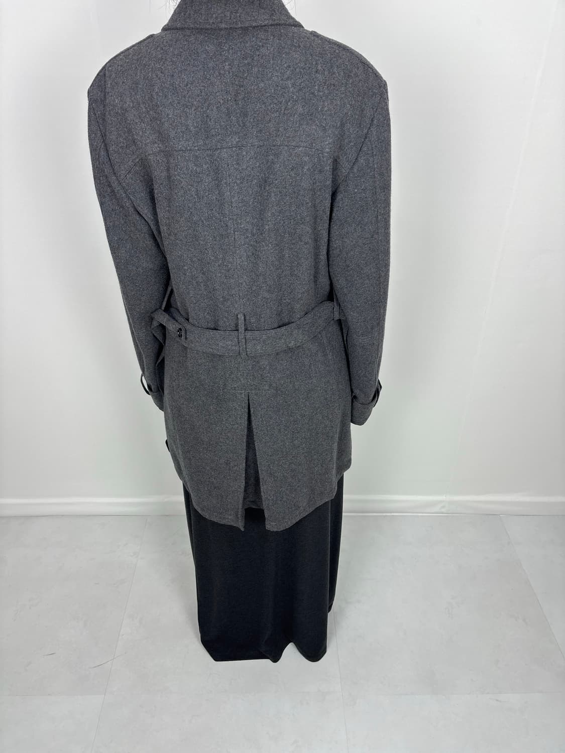 LAYERED DETAIL HALF COAT 상품이미지7