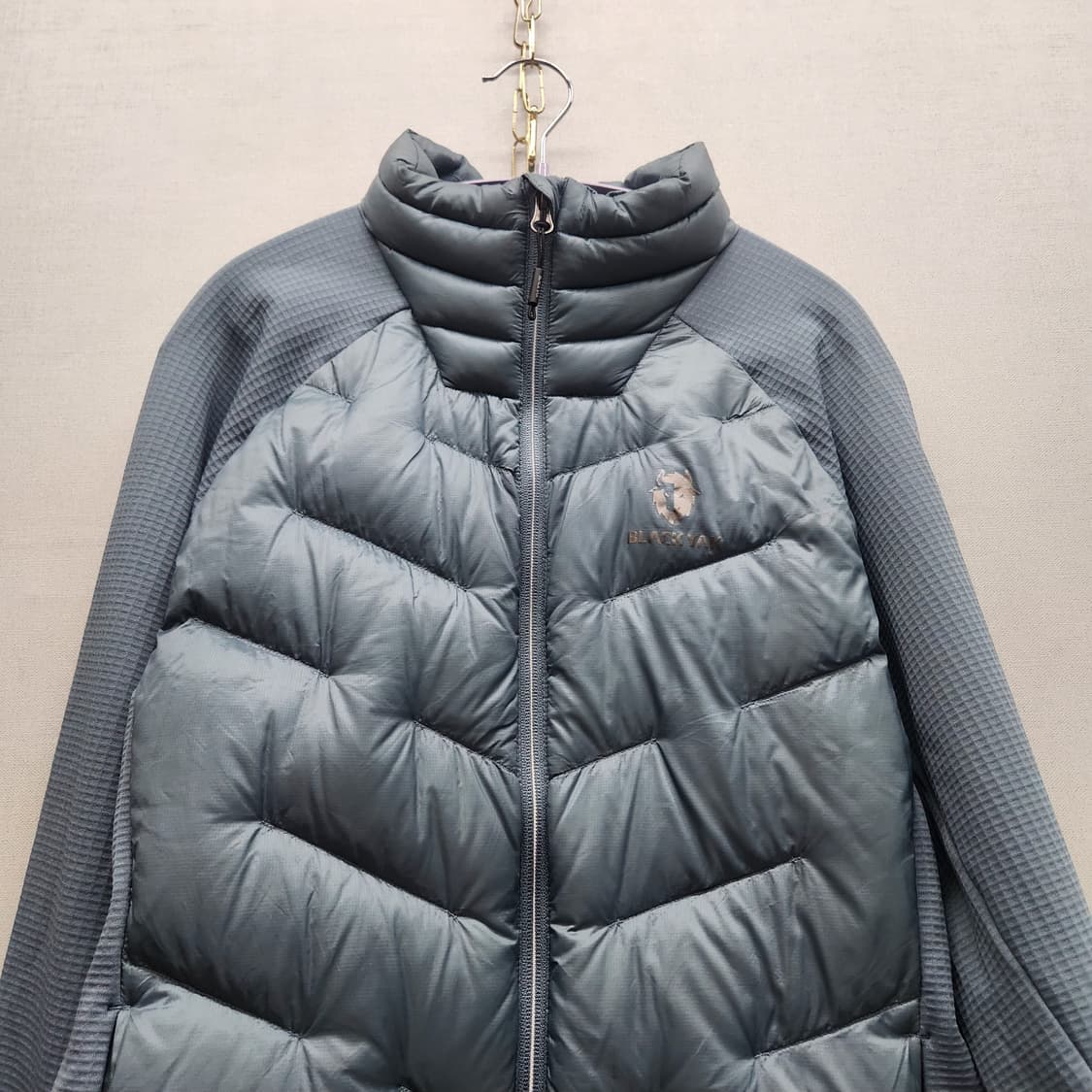 블랙야크 하이브리드 구스다운 경량패딩 100(L) 상품이미지2