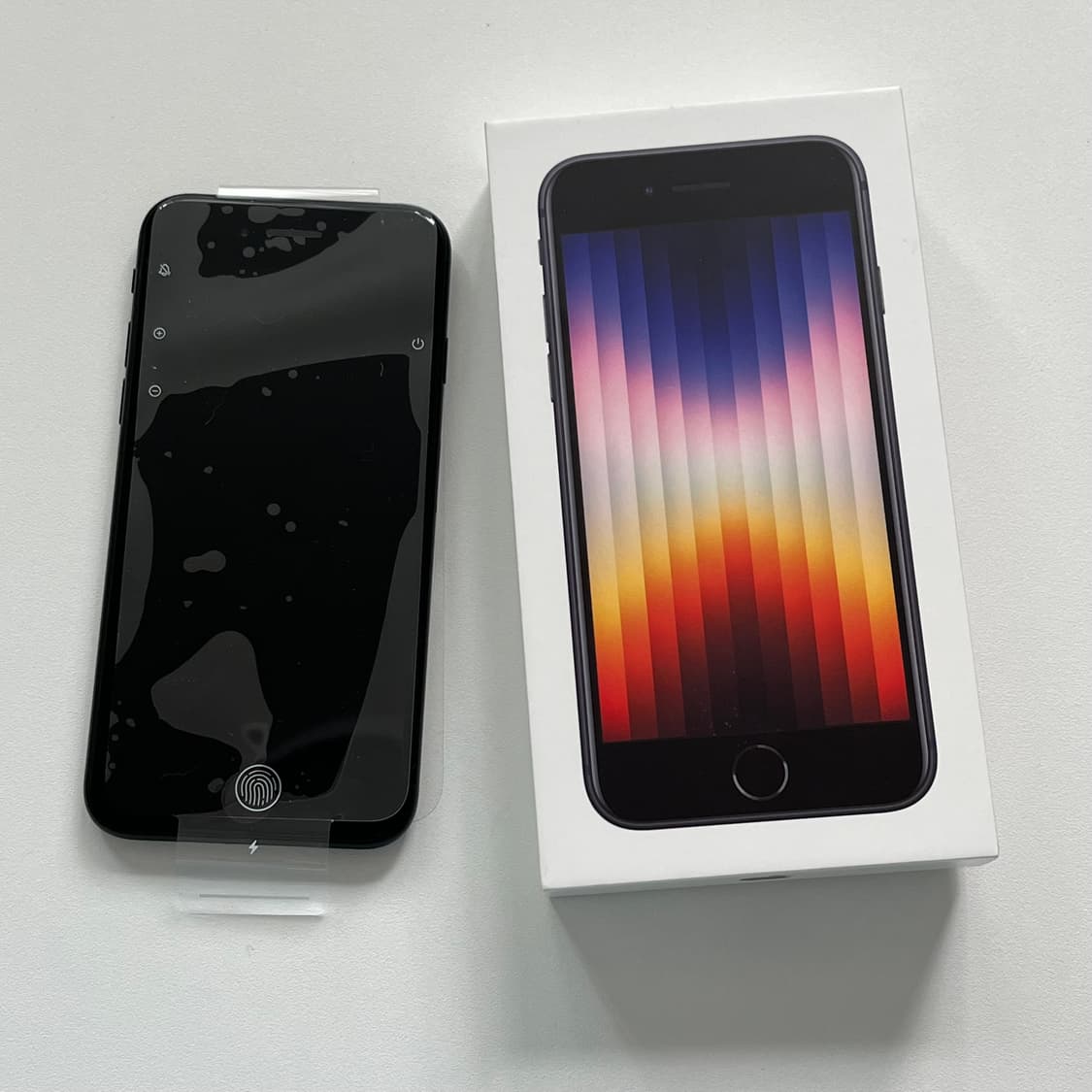 아이폰 SE3 256GB 배터리 100% 상품이미지1