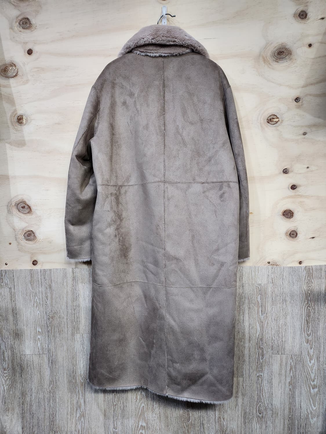 626) 더 아이잗 무스탕 코트 상품이미지2