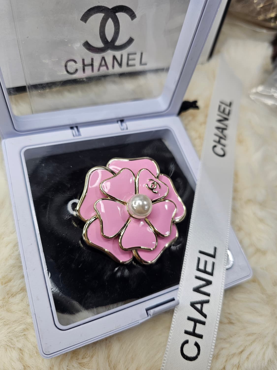 샤넬 빈티지 핑크 까멜 브로치 상품이미지2