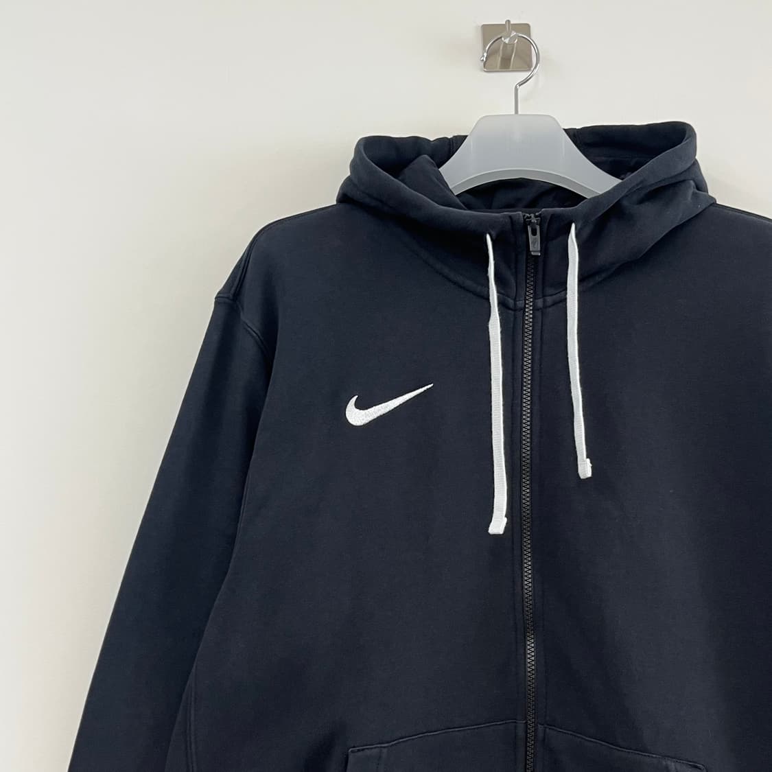 나이키 솔로 스우시 블랙 후드집업 105 상품이미지4