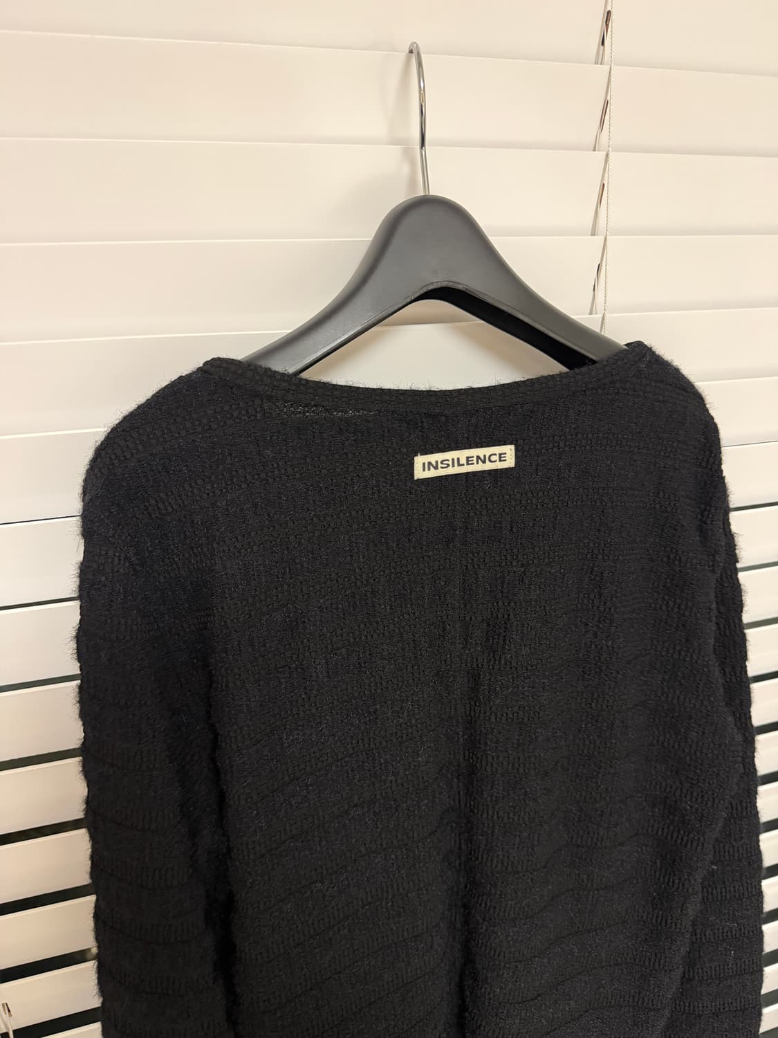 인사일런스 엠보 자카드 가디건 상품이미지8