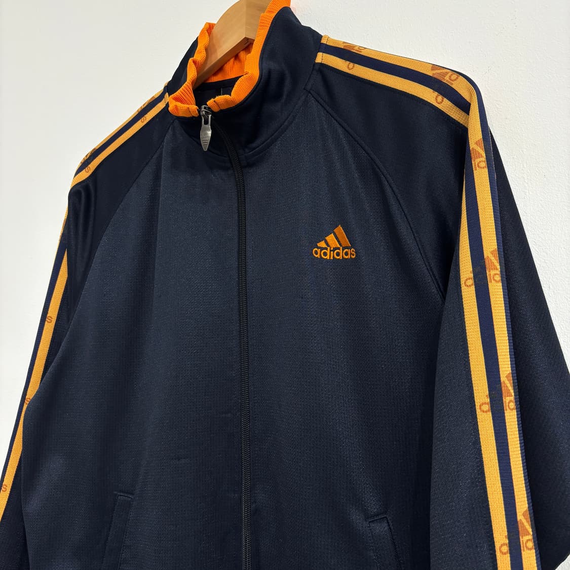 아디다스 져지 트랙탑 상품이미지1