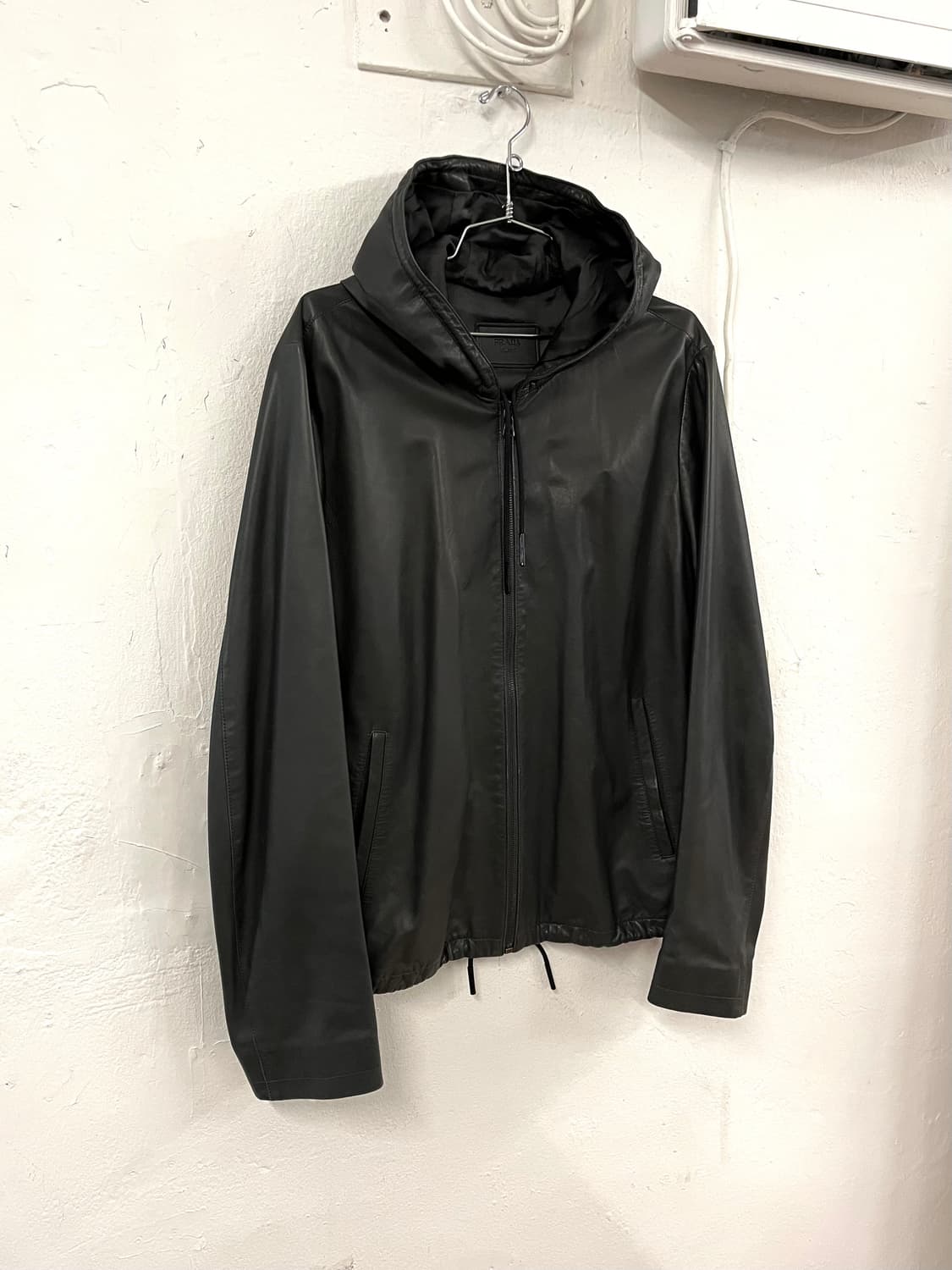 프라다 2010SS 런웨이 레더 후드 자켓 상품이미지3