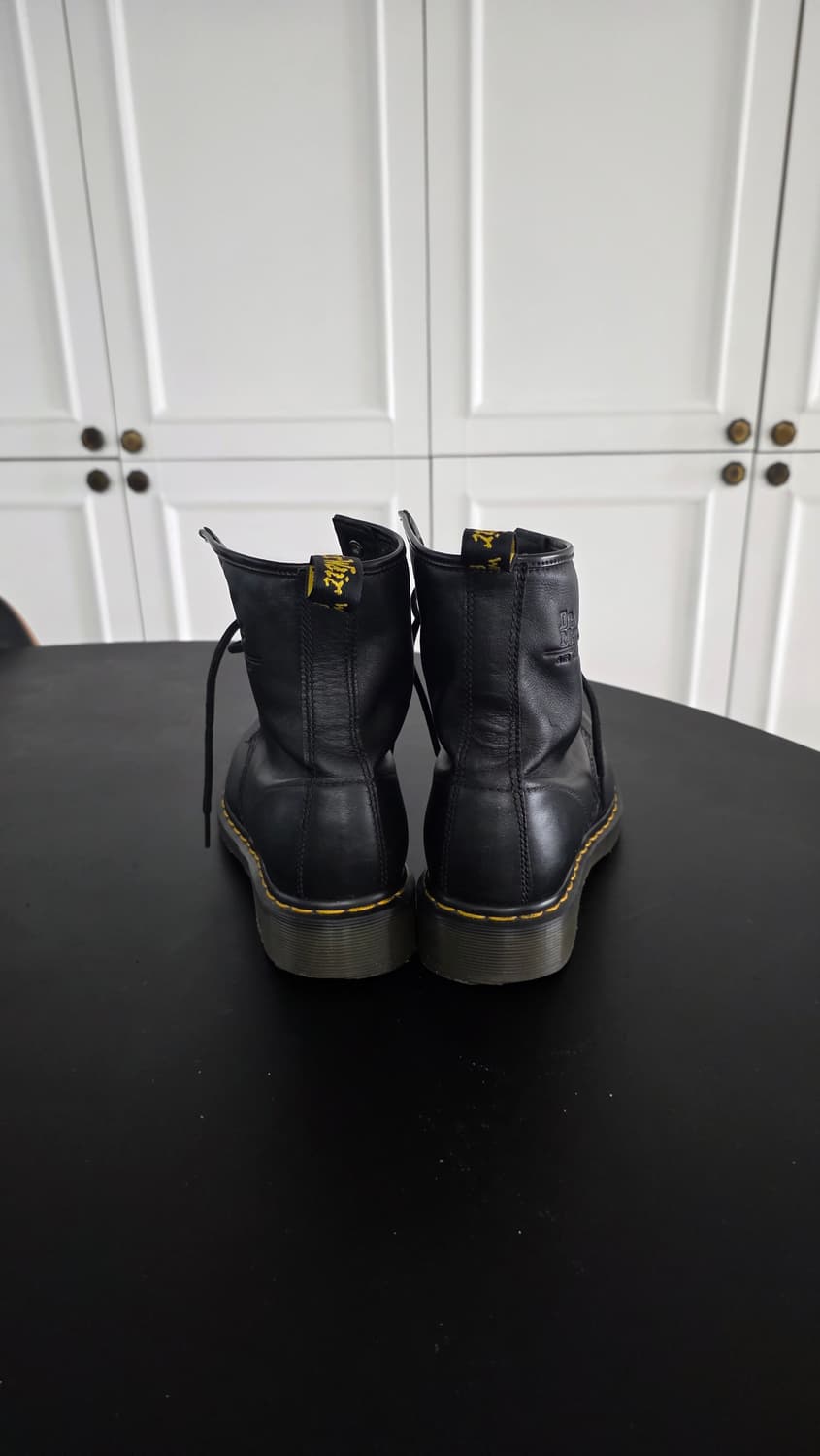 38/250mm)닥터마틴 1460 블랙 8홀 부츠 상품이미지4
