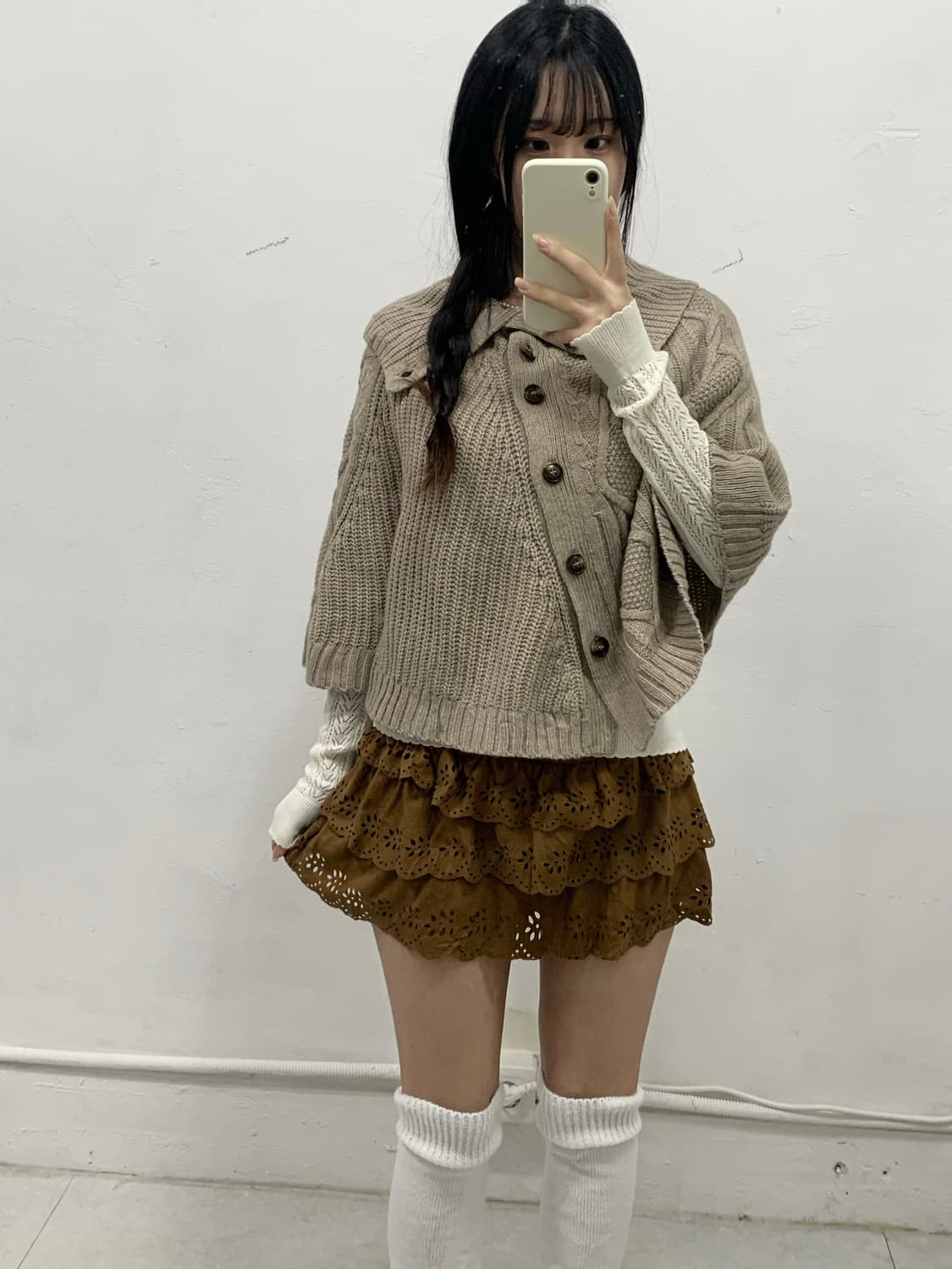 [KUMIKYOKU] 쿠미쿄쿠 사와코 라떼갸루 챠콜브라운 케이프 상품이미지2