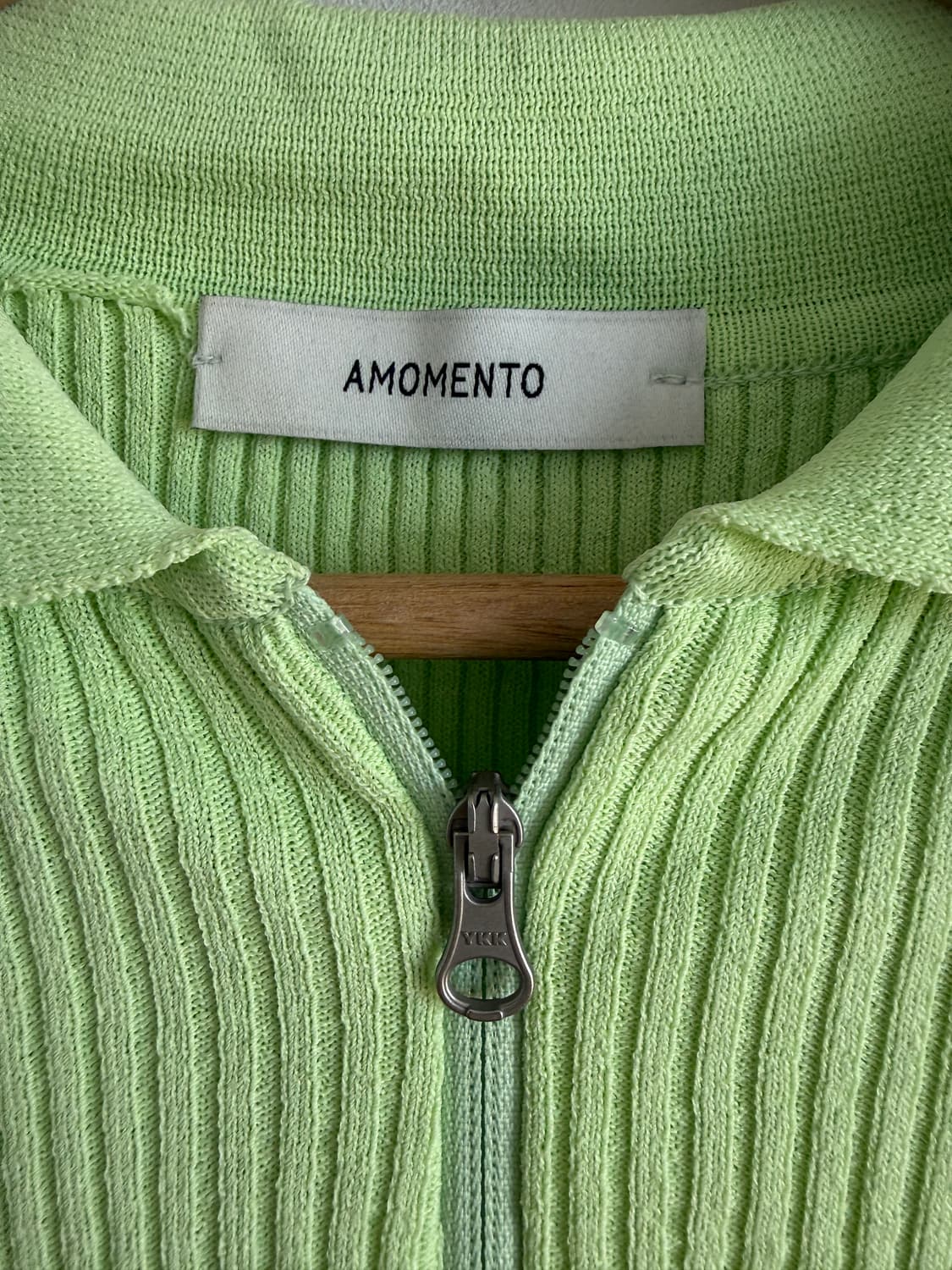 아모멘토(AMOMENTO) 크롭 골지 니트 집업 상품이미지6