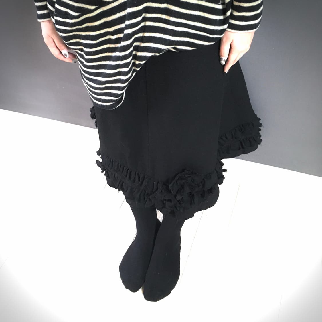 꼼데가르송 트리콧 흑 장미 스커트 상품이미지3