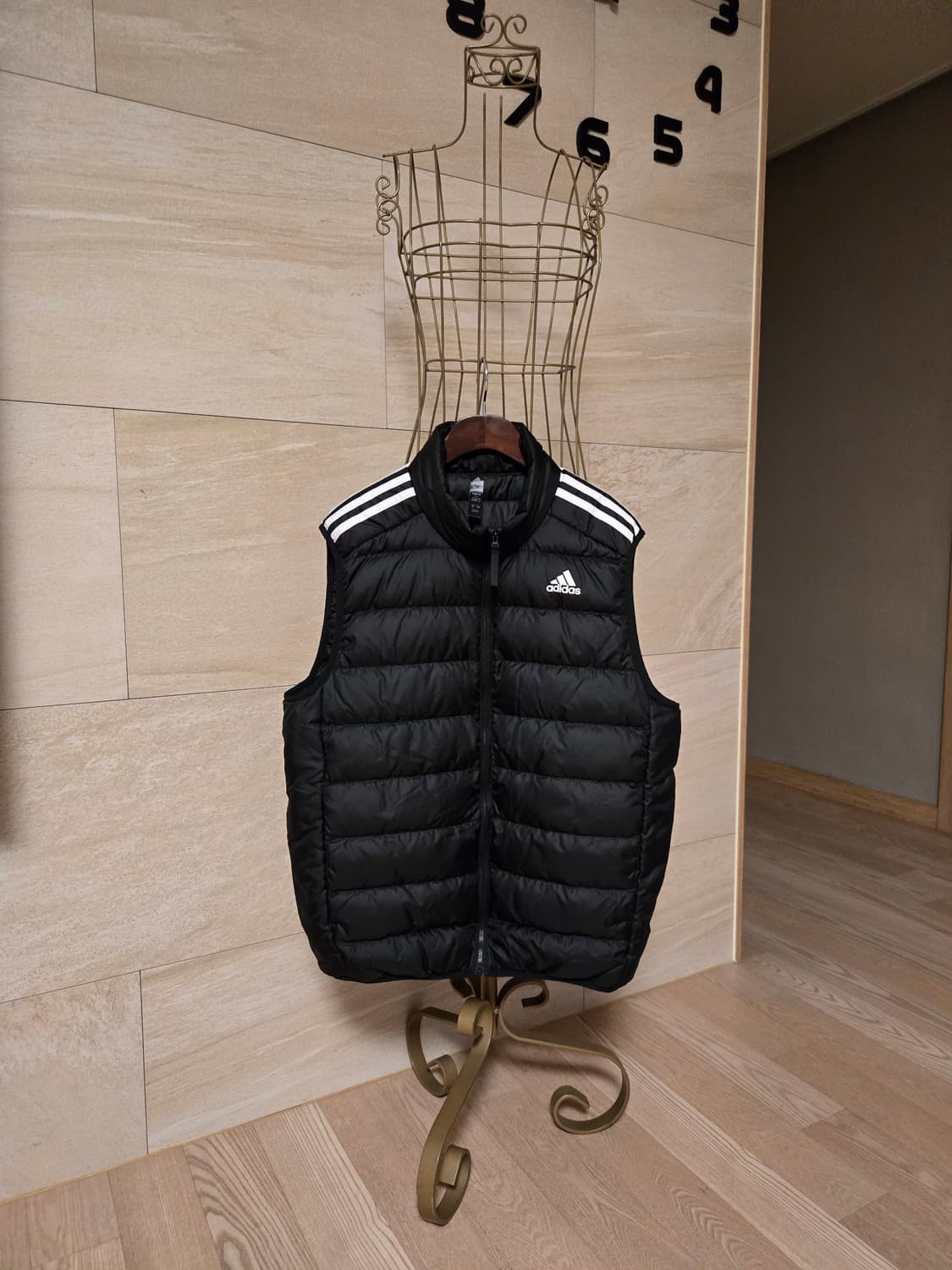 [XL] 아디다스 남성 덕다운 패딩 조끼 상품이미지1