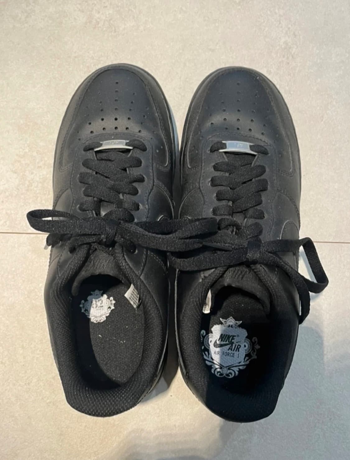 나이키 에어포스1 블랙 255사이즈 새상품 상품이미지1