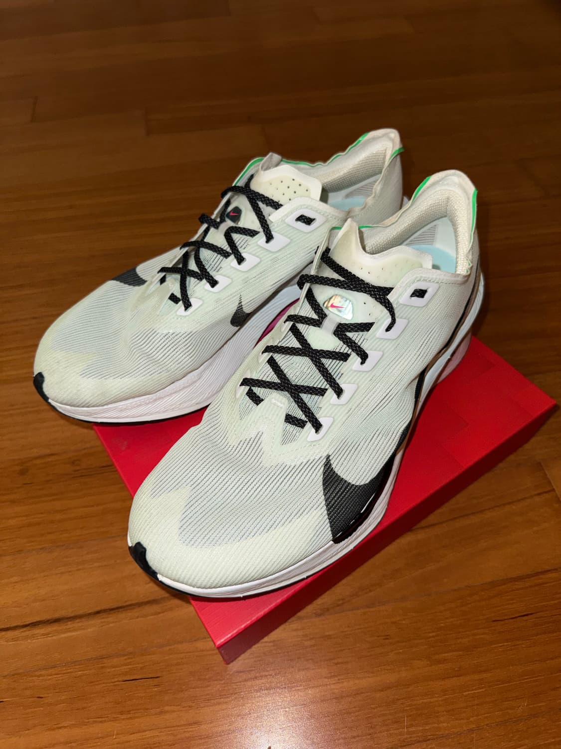 나이키 베이퍼플라이 4 상품이미지2