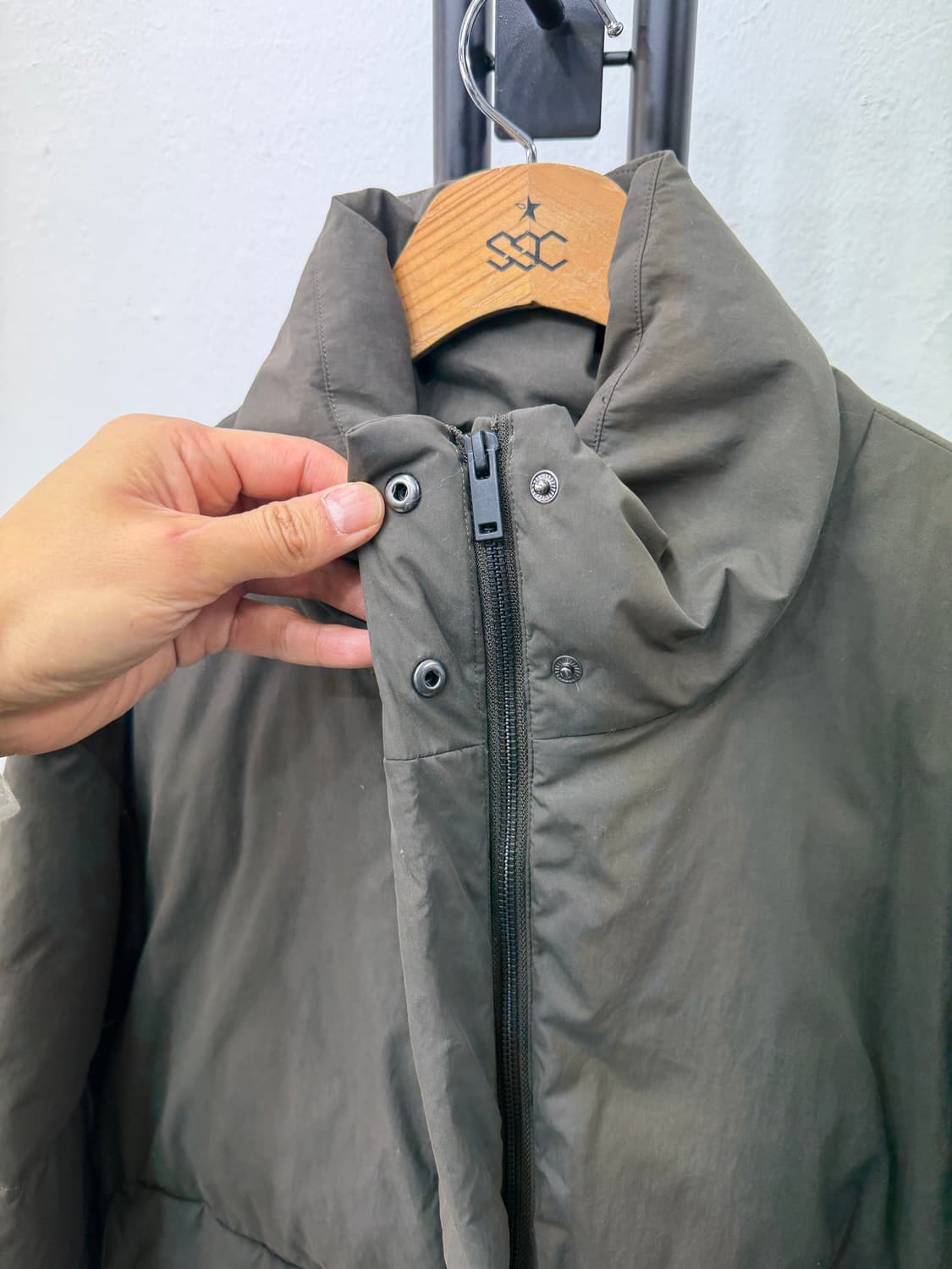 정품) COS 코스 여성 오버핏 숏패딩 36 상품이미지4