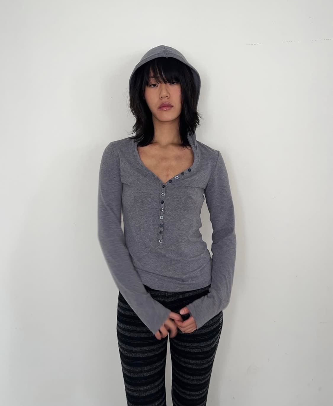 파히섬 텐스댄스 BUTTON T-SHIRT_GRAY 상품이미지2