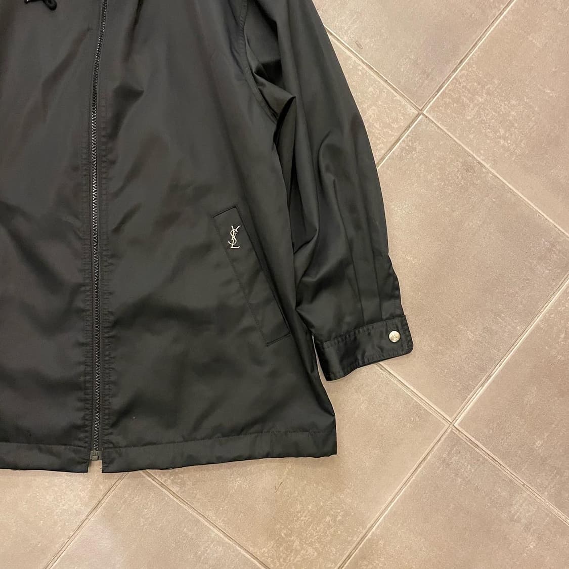 입생로랑 레터링 봄버점퍼 상품이미지8