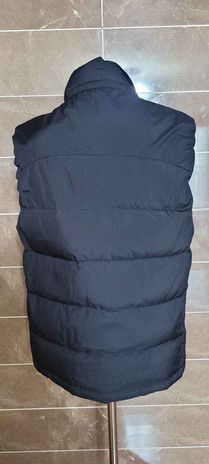 (남성100사이즈) 헤지스 골프 패딩 조끼(거위100) 상품이미지3