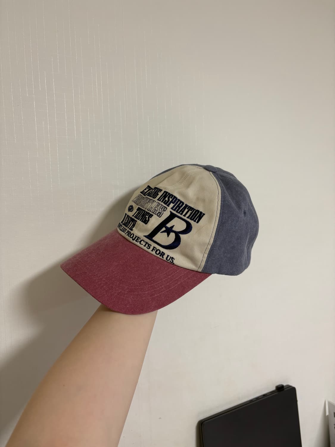 바우프 B LOGO 볼캡 레드 상품이미지1