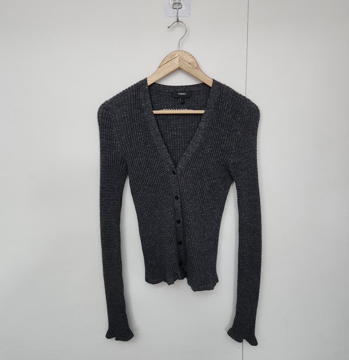 띠어리 90 55 니트가디건 브이넥가디건 상품이미지1