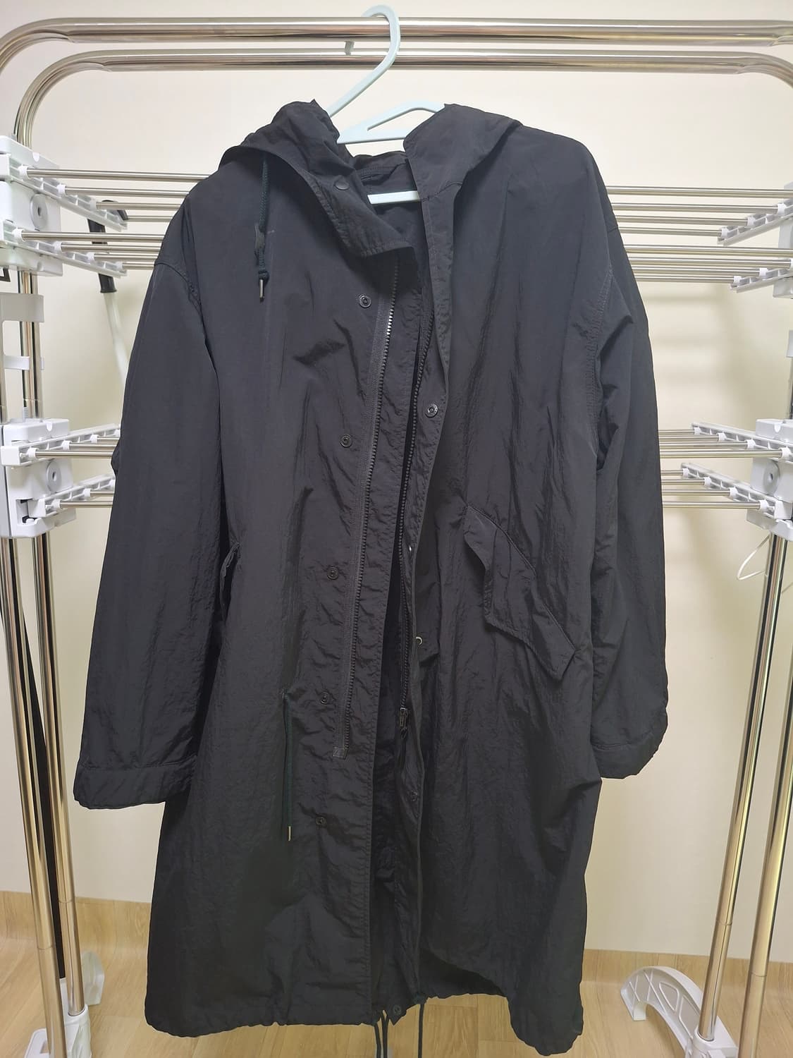 유니클로 U 블랙 피쉬테일 파카 L 상품이미지6