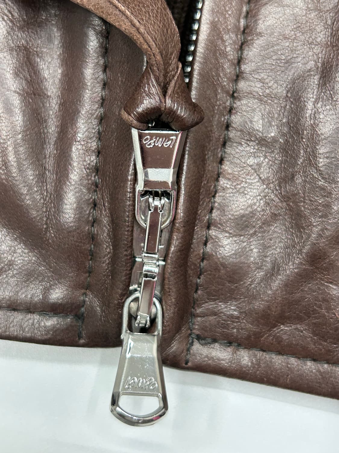 산드로 브라운 카라 레더 자켓 상품이미지3